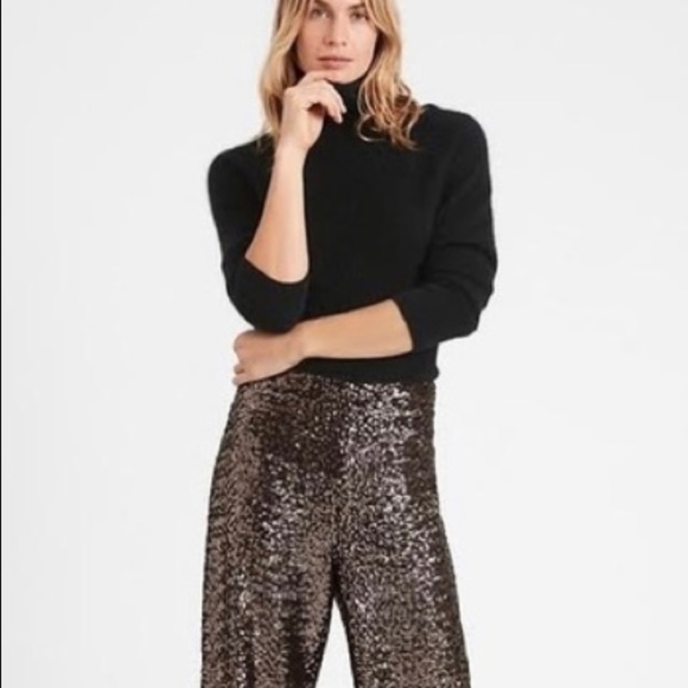 NWT B.R. High waist bronze sequins pull on pant